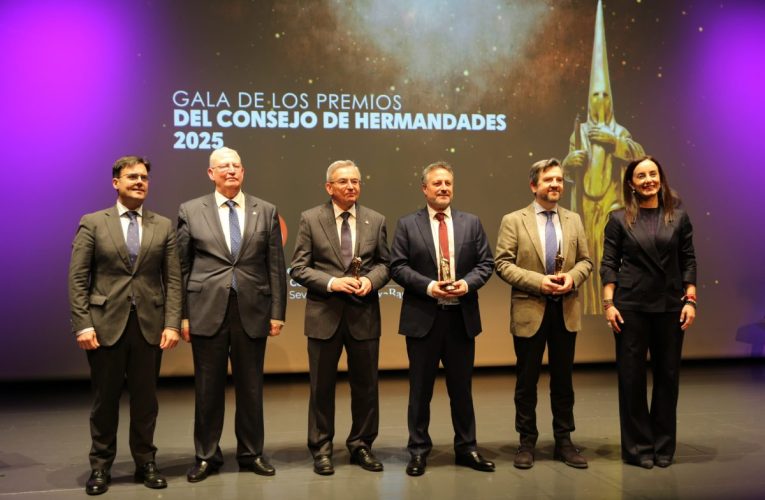 EL CONSEJO ENTREGÓ ESTE LUNES EN CAIXAFORUM SUS PREMIOS DE PERIODISMO, FOTOGRAFÍA E INVESTIGACIÓN