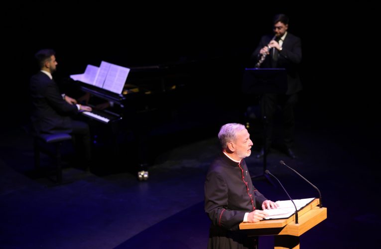 José Ferrary invita a vivir las cofradías desde la alegría y la Esperanza