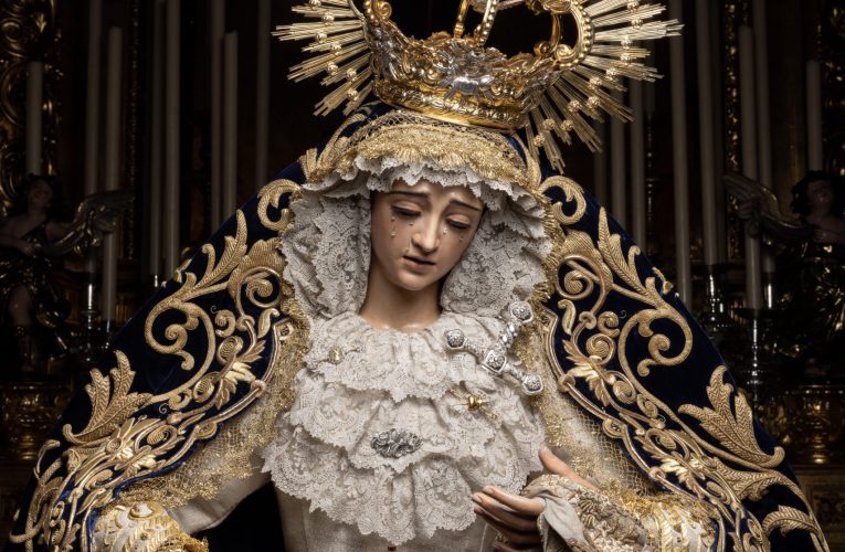 Santa Misa de Réquiem y Novena de Ánimas en sufragio del alma de los hermanos fallecidos en el último año | Hermandad del Gran Poder