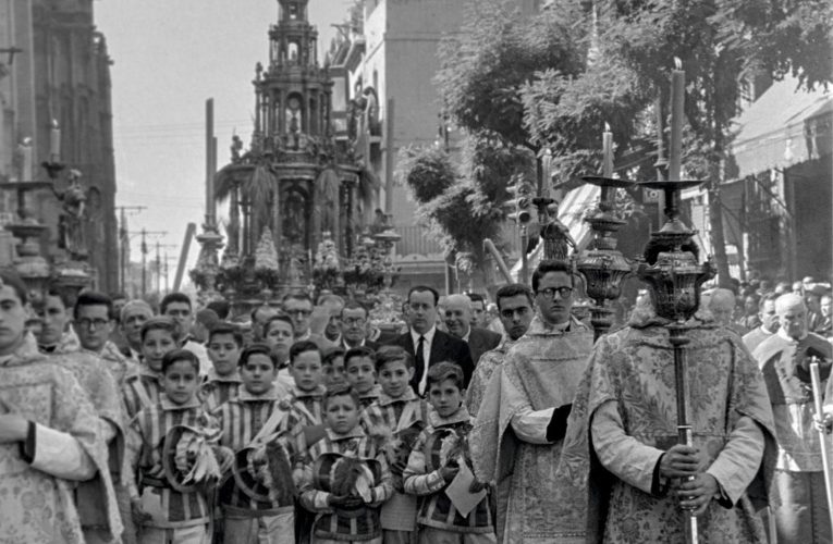 Participación en la procesión del Corpus Christi el jueves 19 de junio | Hermandad del Gran Poder