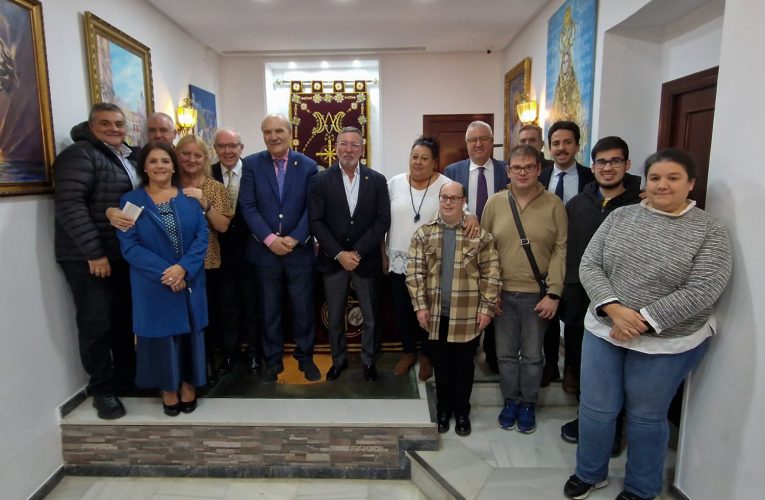 Nazareno y Siete Palabras, La Palma y Despojado reciben el Fondo de Solidaridad del Consejo de Hermandades para llevar a cabo sus proyectos sociales.
