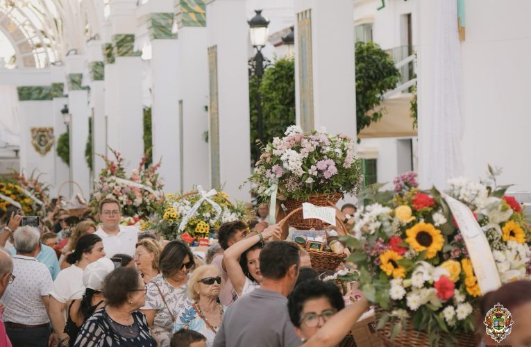 Ofrenda floral, un compromiso con la solidaridad