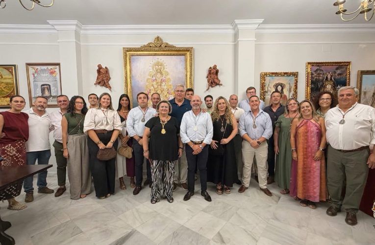 Nueva Junta Directiva de la Hermandad de Olivares
