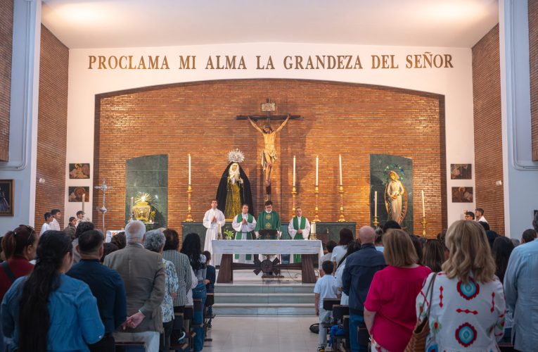 Santa Misa en la Parroquia de la Blanca Paloma | Hermandad del Gran Poder